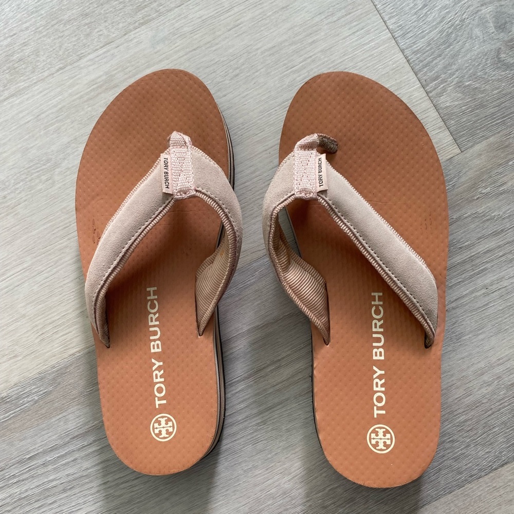 Tory Burch Tan and Blush Thong Sandals with Logo Footbed
